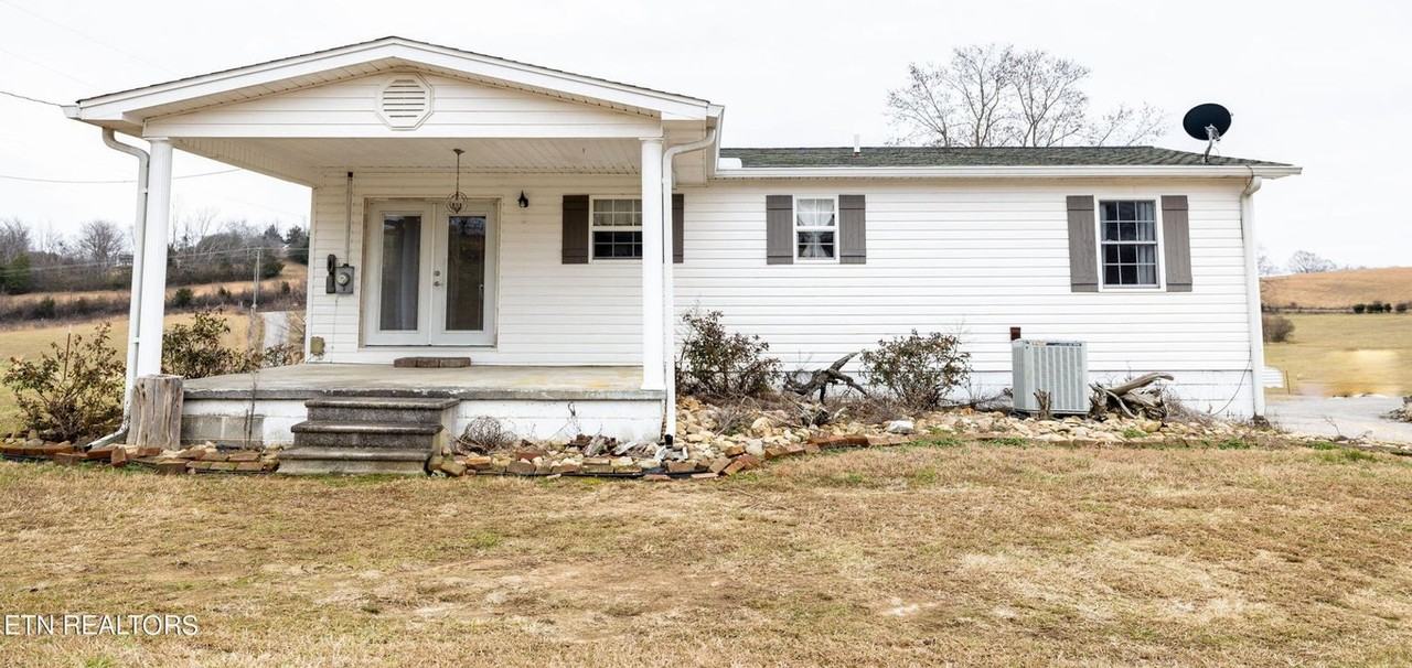 122 County Road 366 - Photo 2 of 18