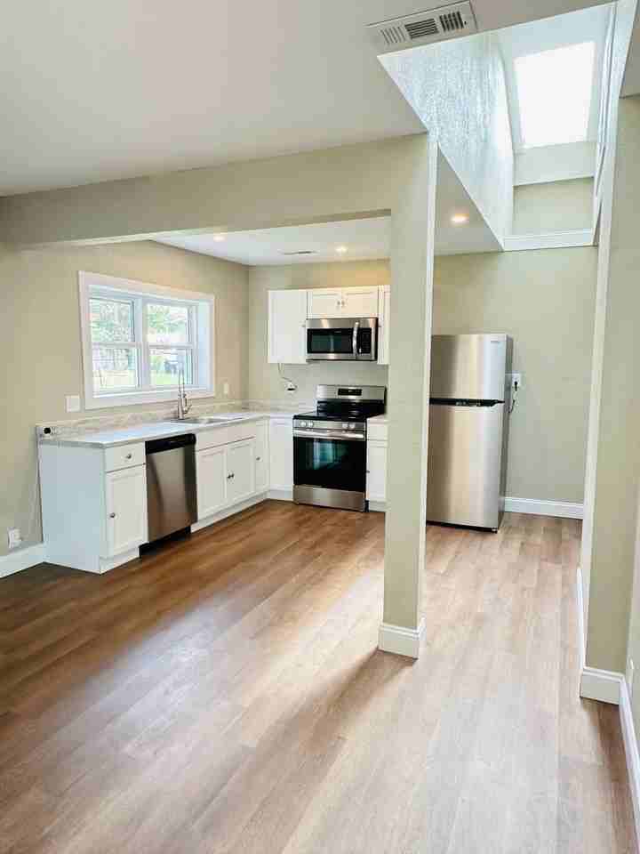 2719 W Madison St - Photo 6 of 46