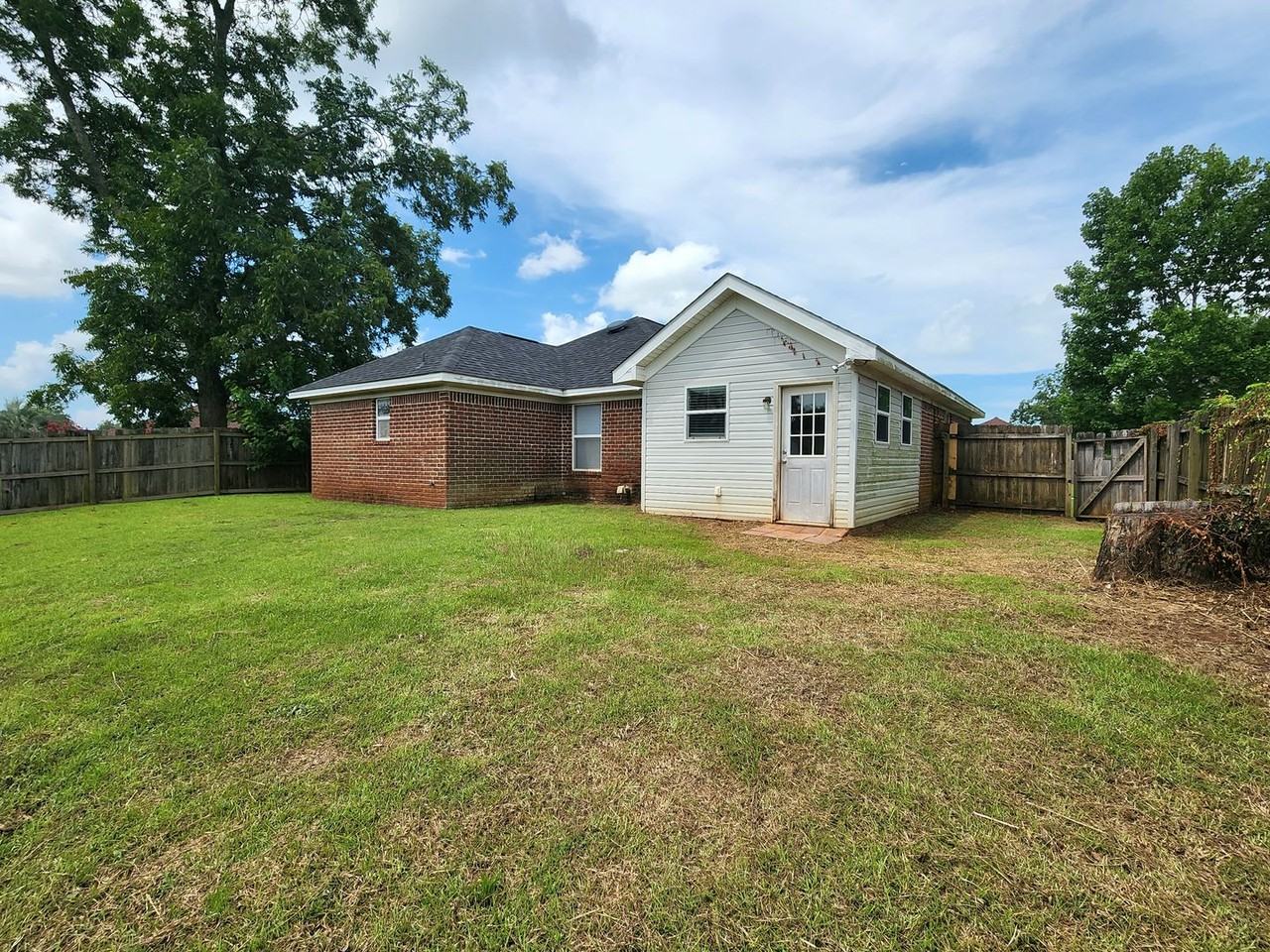 1732 Abbey Loop - Photo 4 of 36