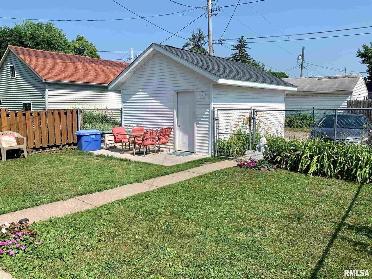 3917 18th Ave - Photo 3 of 16