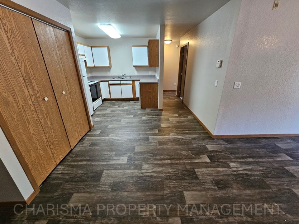 340 N Main Ave #05 - Photo 6 of 20