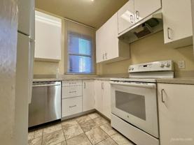 Geary Boulevard & Larkin Street - Photo 1 of 1