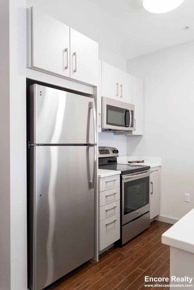 45 Marion St #608 - Photo 3 of 20