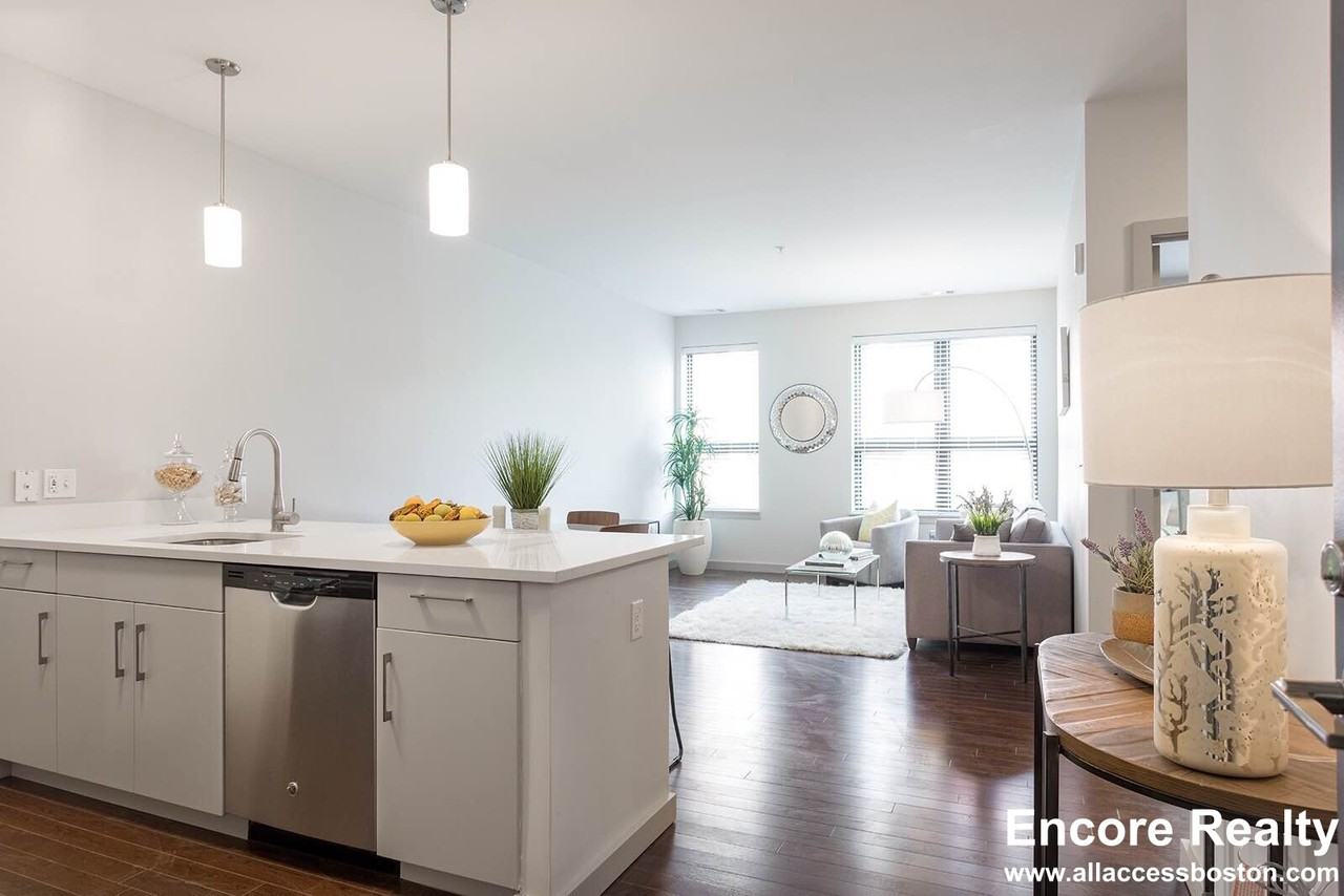 45 Marion St #608 - Photo 4 of 20