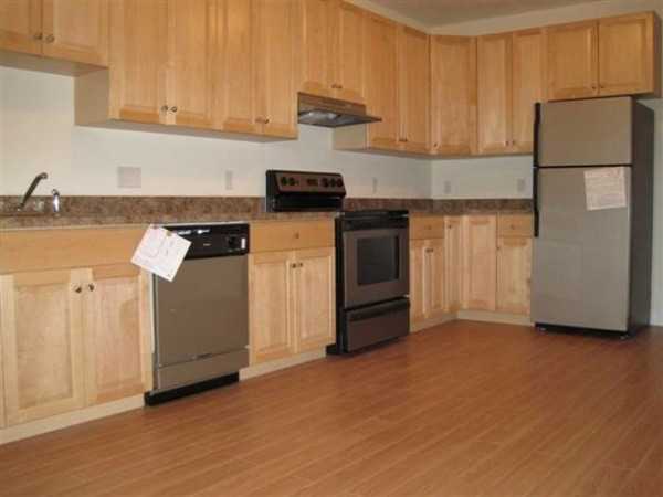 441 Washington St #202 - Photo 3 of 6