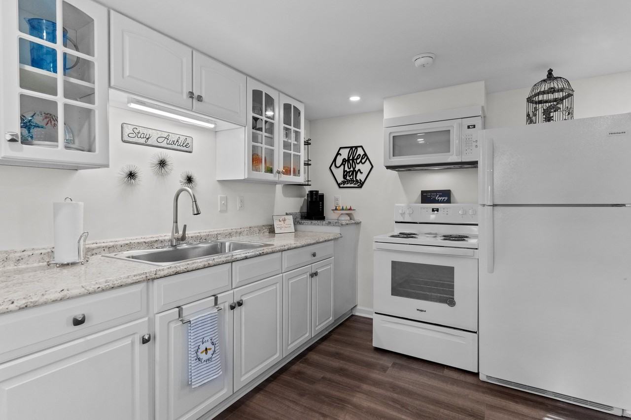 1864 W Long Acres Dr Sw #NA - Photo 5 of 12