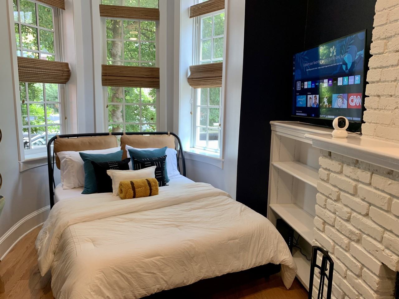 1332 22nd St Nw #2 - Photo 3 of 23