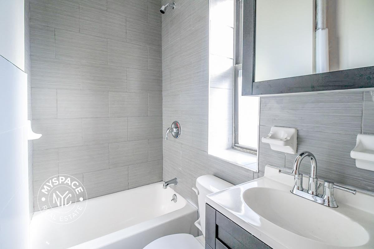 134 Boerum St #C2 - Photo 7 of 7