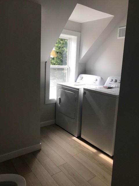 461 Church St - Photo 4 of 14