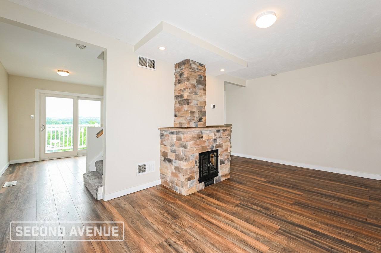 182 Liberty St - Photo 6 of 30