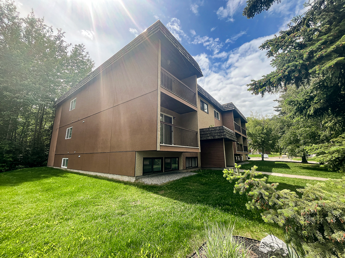 University Valley Apartments I & II - Photo 3 of 23