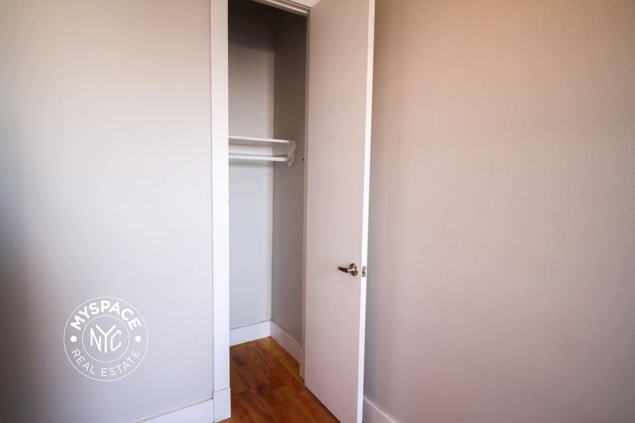 1048 Wyckoff Ave #2 - Photo 7 of 13