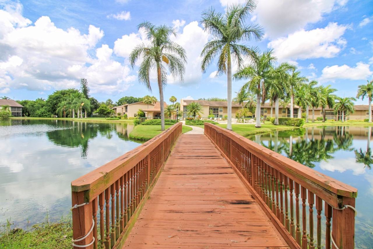 1020 Palm View Dr #C104 - Photo 2 of 50