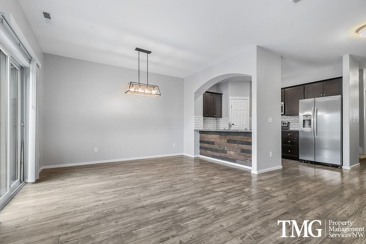 1324 Ne 83rd Dr - Photo 4 of 31