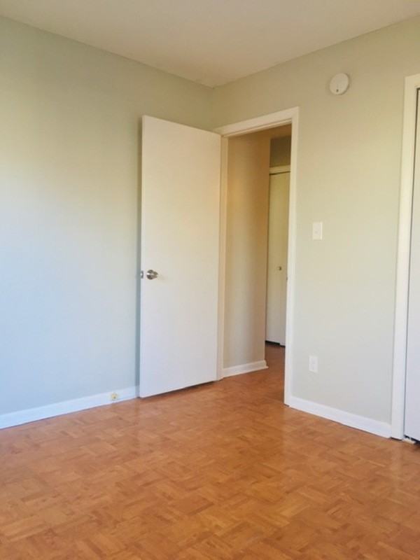 6026 Coltswood Court - Photo 3 of 50