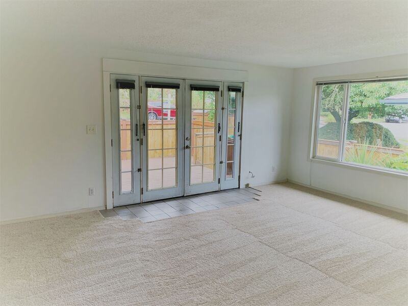 1832 27th Ave - Photo 3 of 21