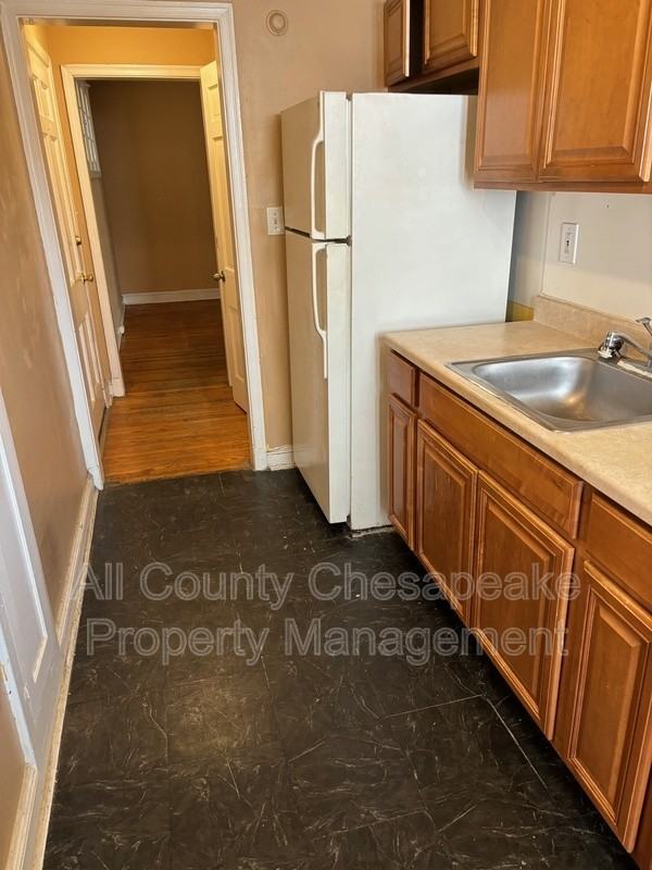 15 Center Pl #2 - Photo 2 of 11