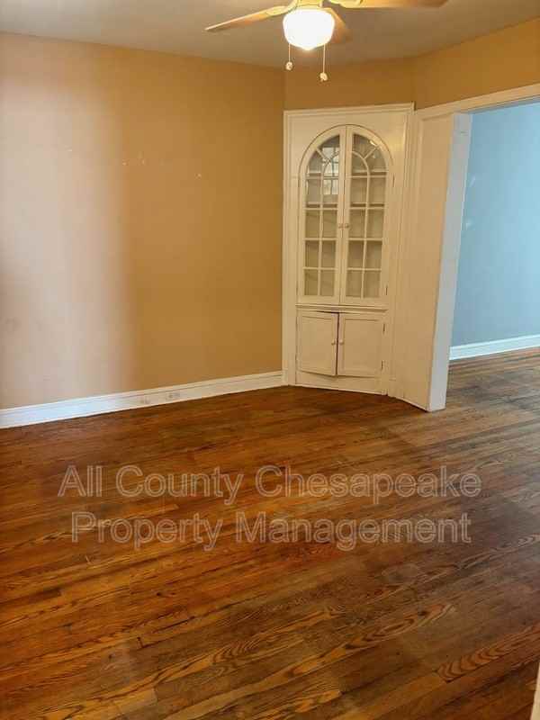15 Center Pl #2 - Photo 4 of 11