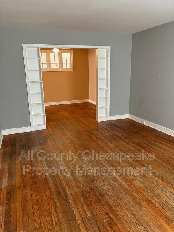 15 Center Pl #2 - Photo 7 of 11