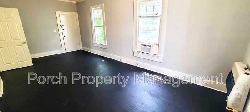 217 W Belmont St #217-5 - Photo 3 of 18