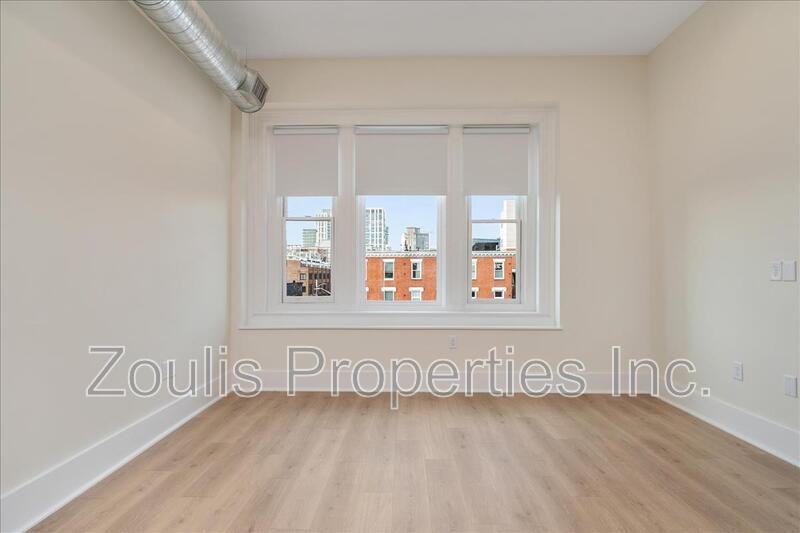 631 S Broadway #303 - Photo 5 of 10