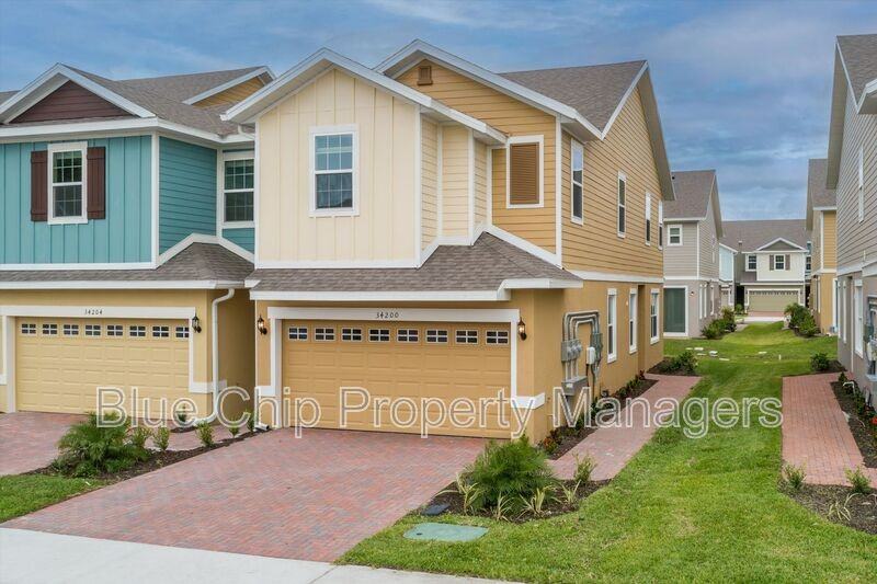 34200 Cinder Way - Photo 2 of 32