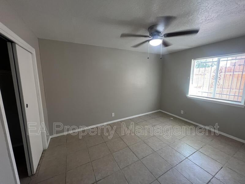 12809 Dorado Dr Se #1 - Photo 5 of 7