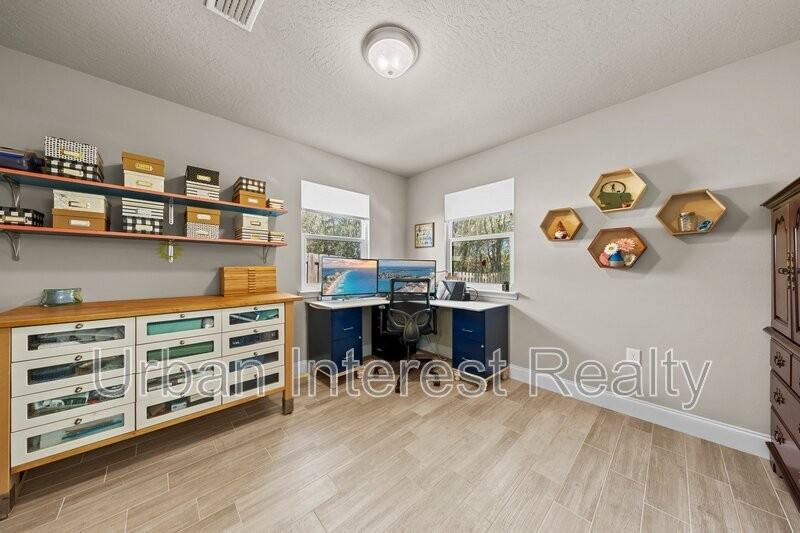 4701 Chanson Xing - Photo 7 of 21