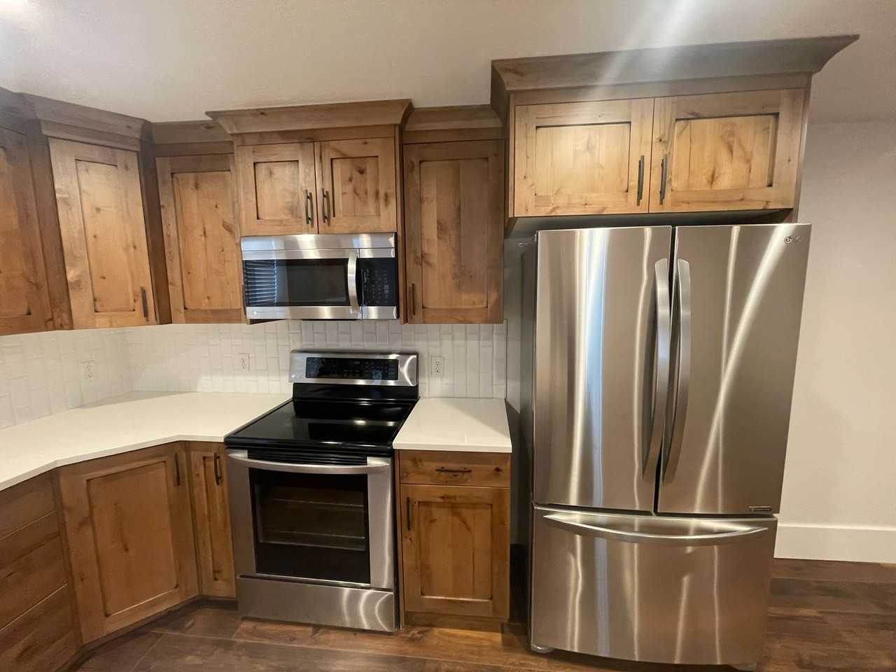 884 South Silvertree Lane - Photo 7 of 17