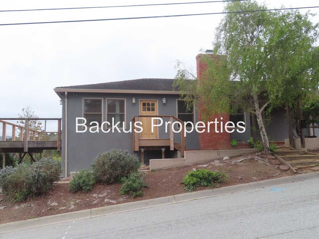 1101 Roosevelt St - Photo 2 of 19