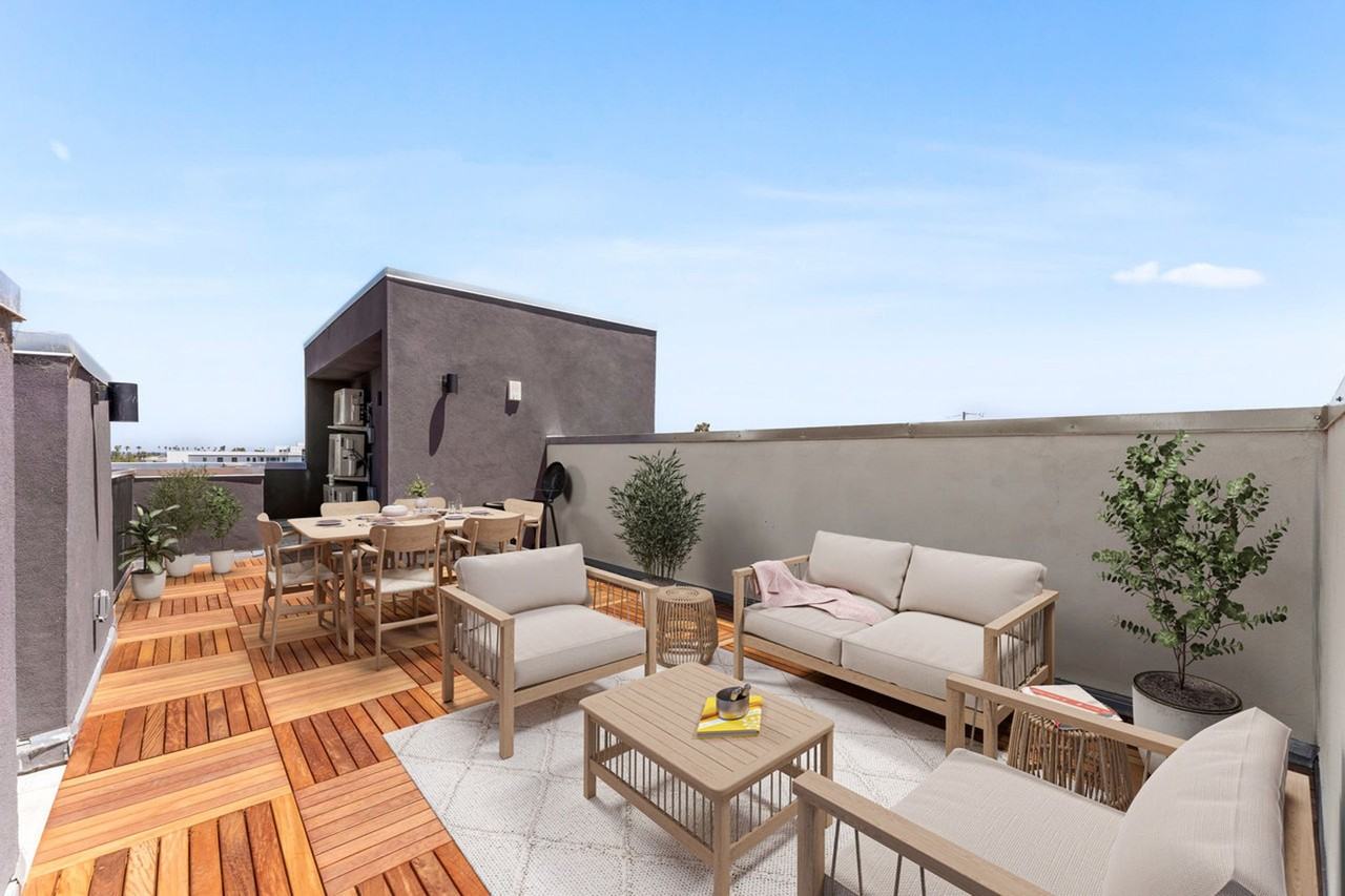 2828 Howard Ave - Photo 2 of 4