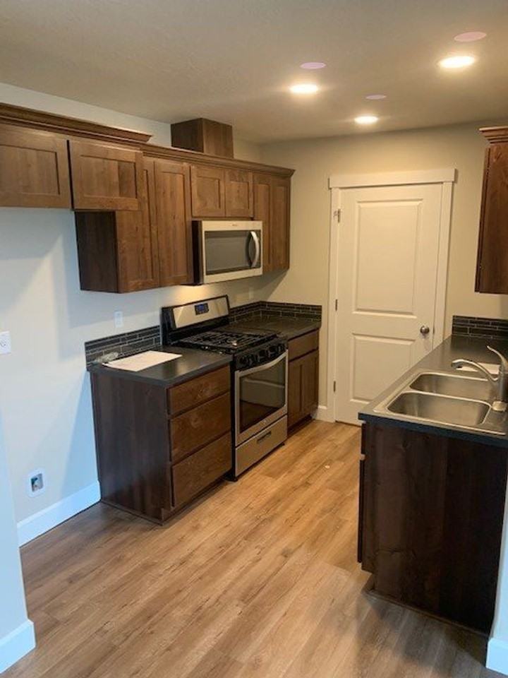 d3179 - Photo 2 of 6