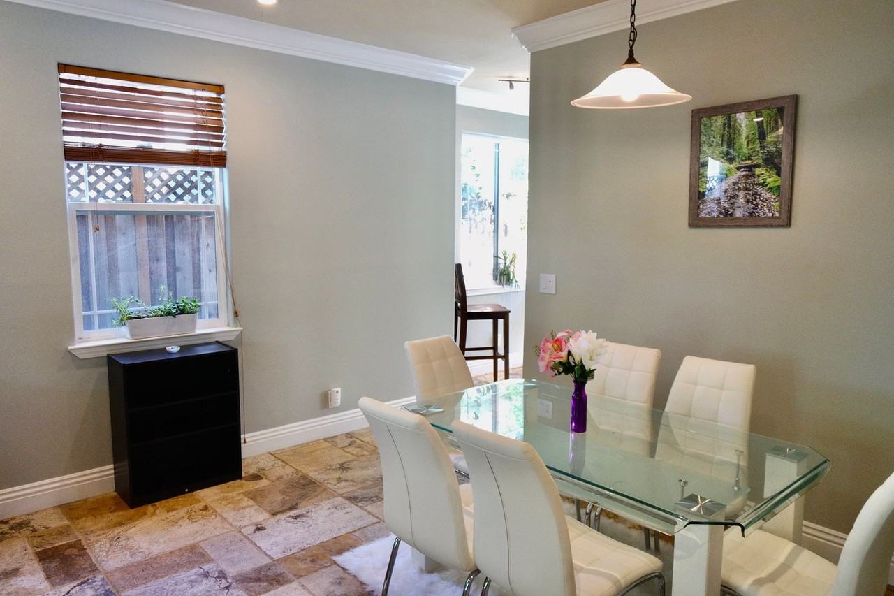 68 S 19th St - Photo 5 of 37