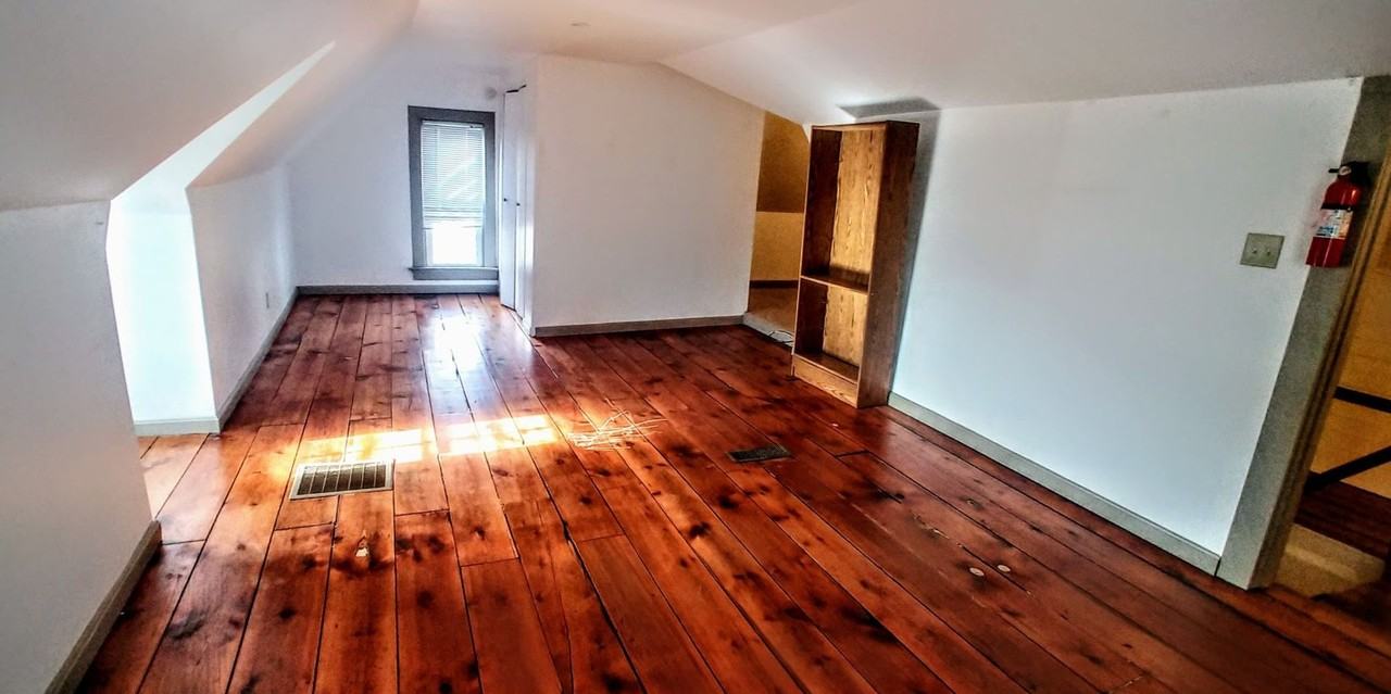 3734 Kenilworth Pl - Photo 6 of 7