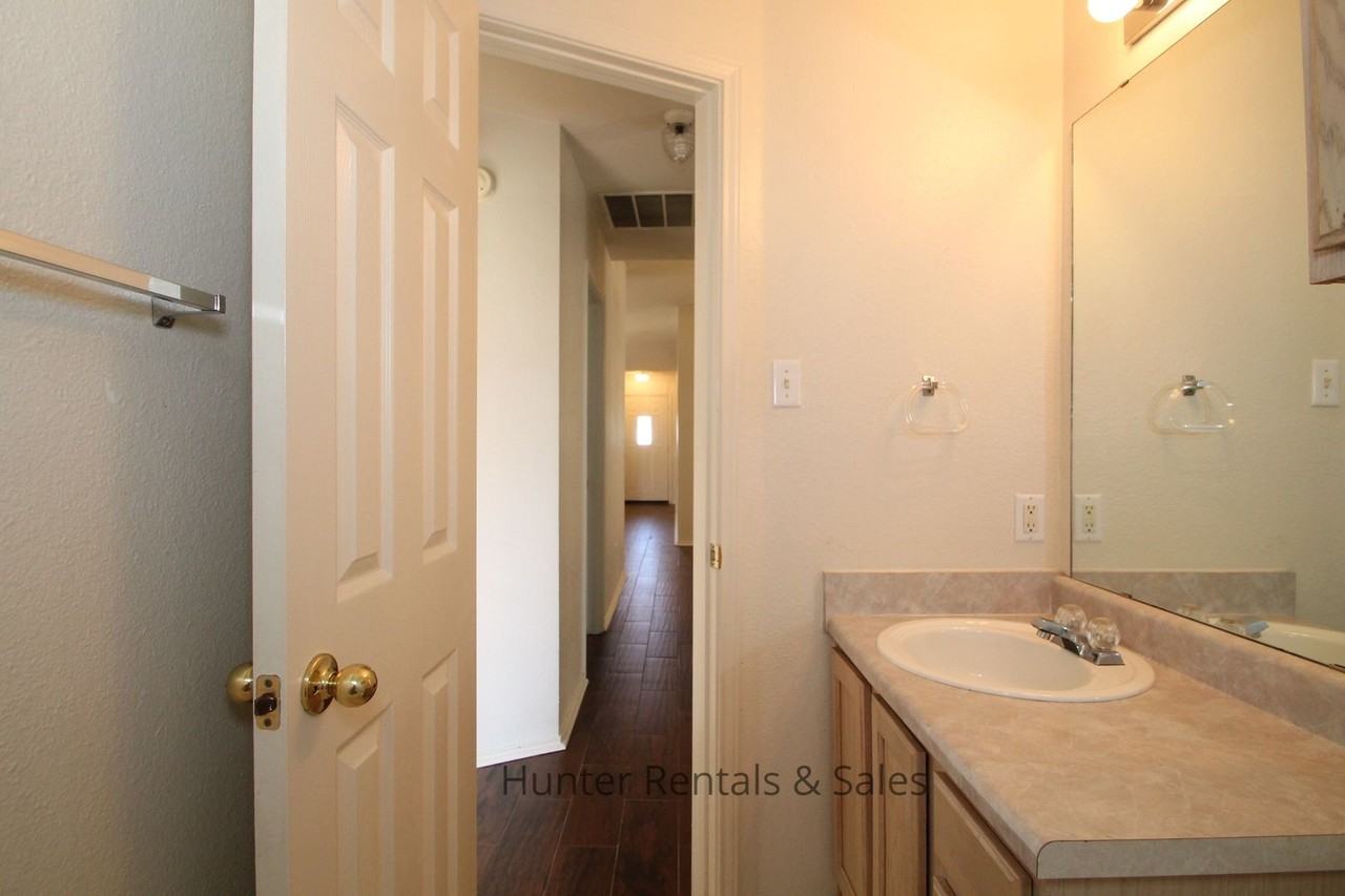 1516 Grey Fox Trl - Photo 6 of 24