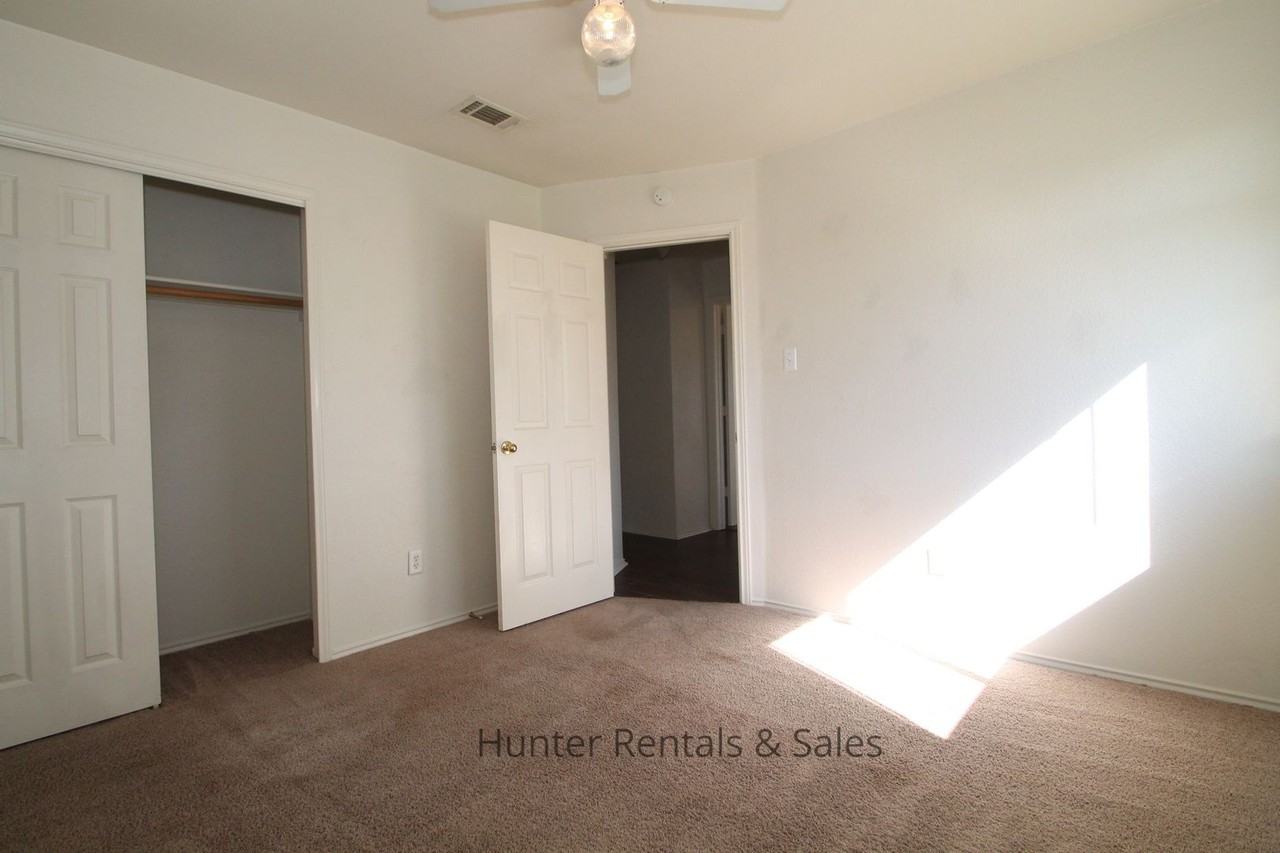 1516 Grey Fox Trl - Photo 7 of 24