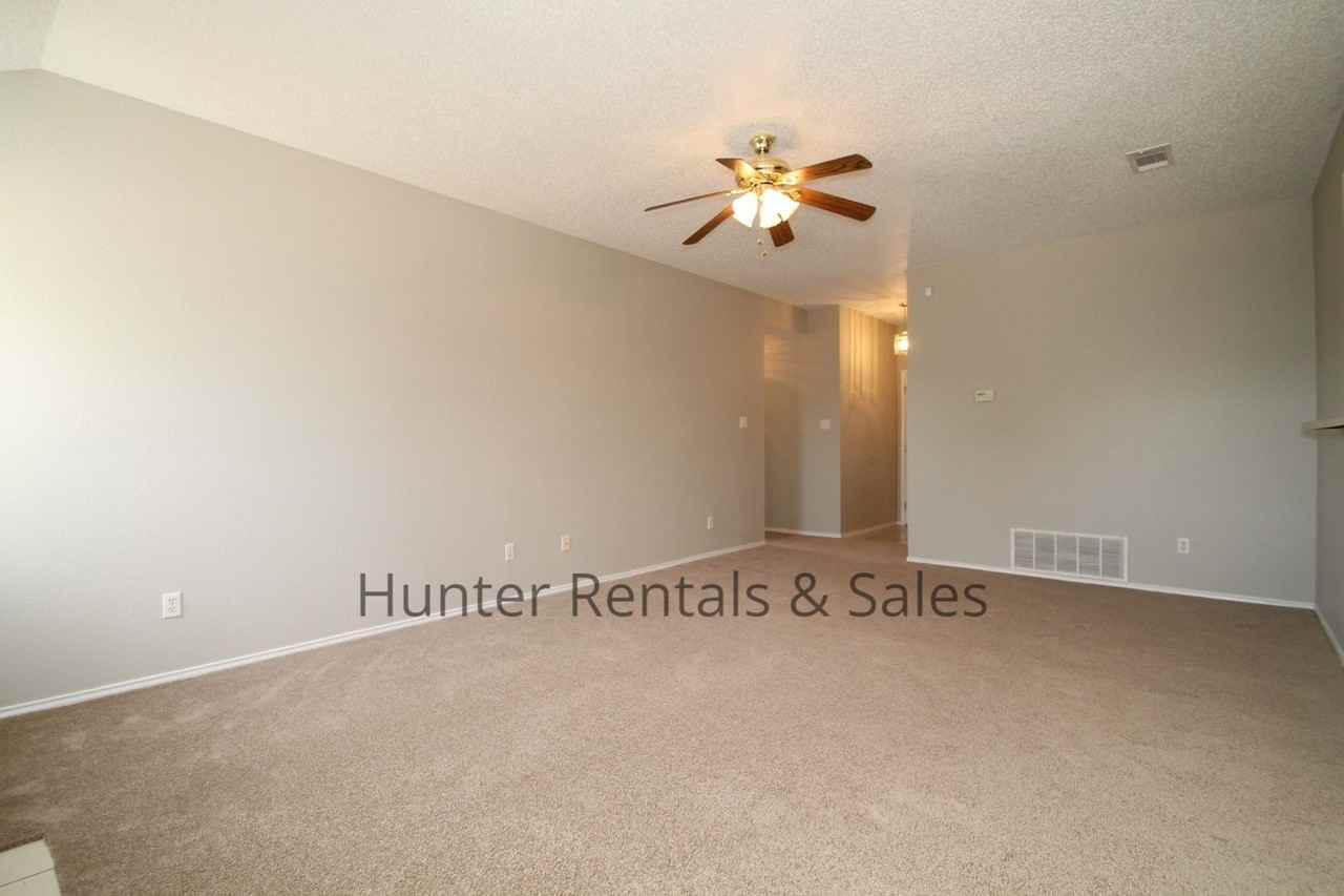 3203 Dorothy Jane Dr - Photo 2 of 26