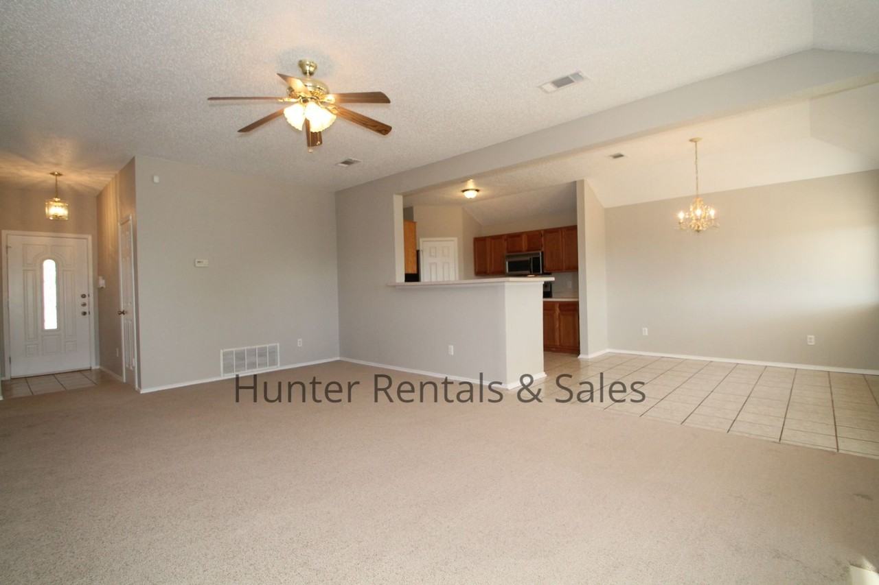 3203 Dorothy Jane Dr - Photo 3 of 26