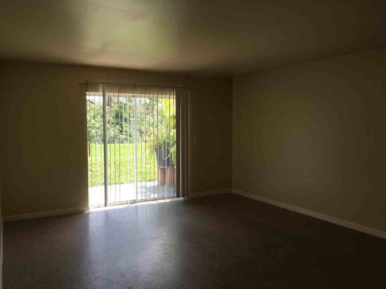 2805 Hightower Ave S - Photo 2 of 14