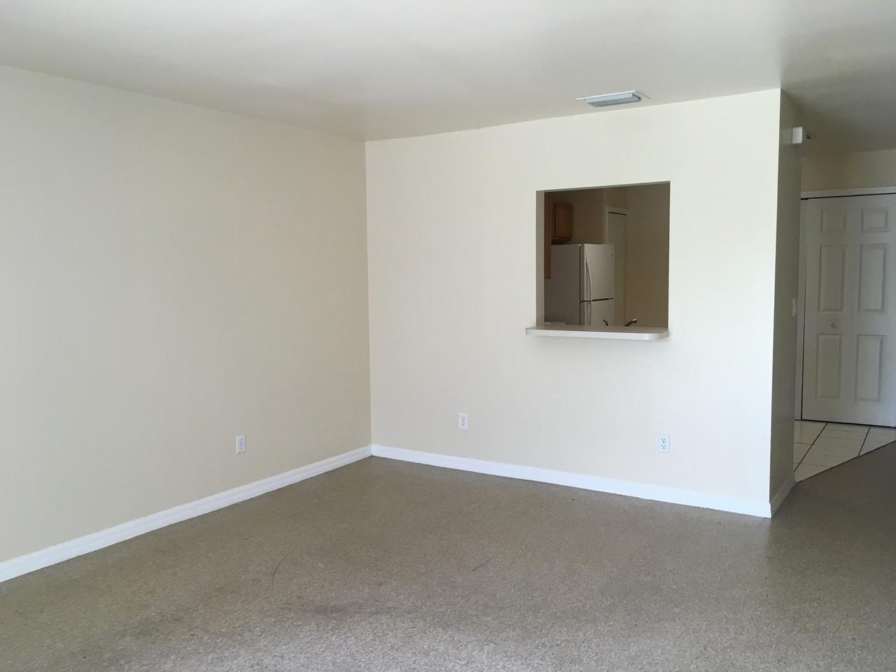 2805 Hightower Ave S - Photo 3 of 14