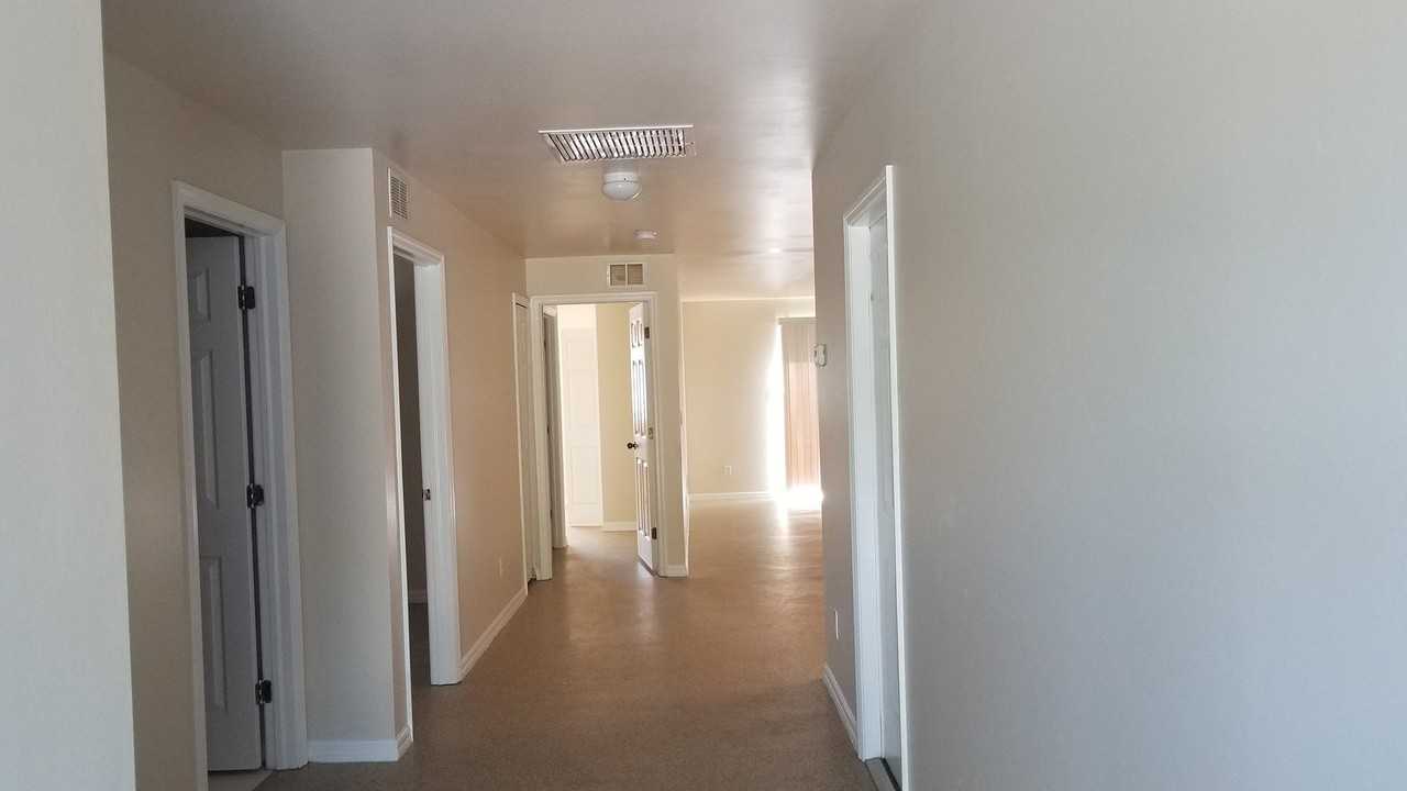 2805 Hightower Ave S - Photo 6 of 14