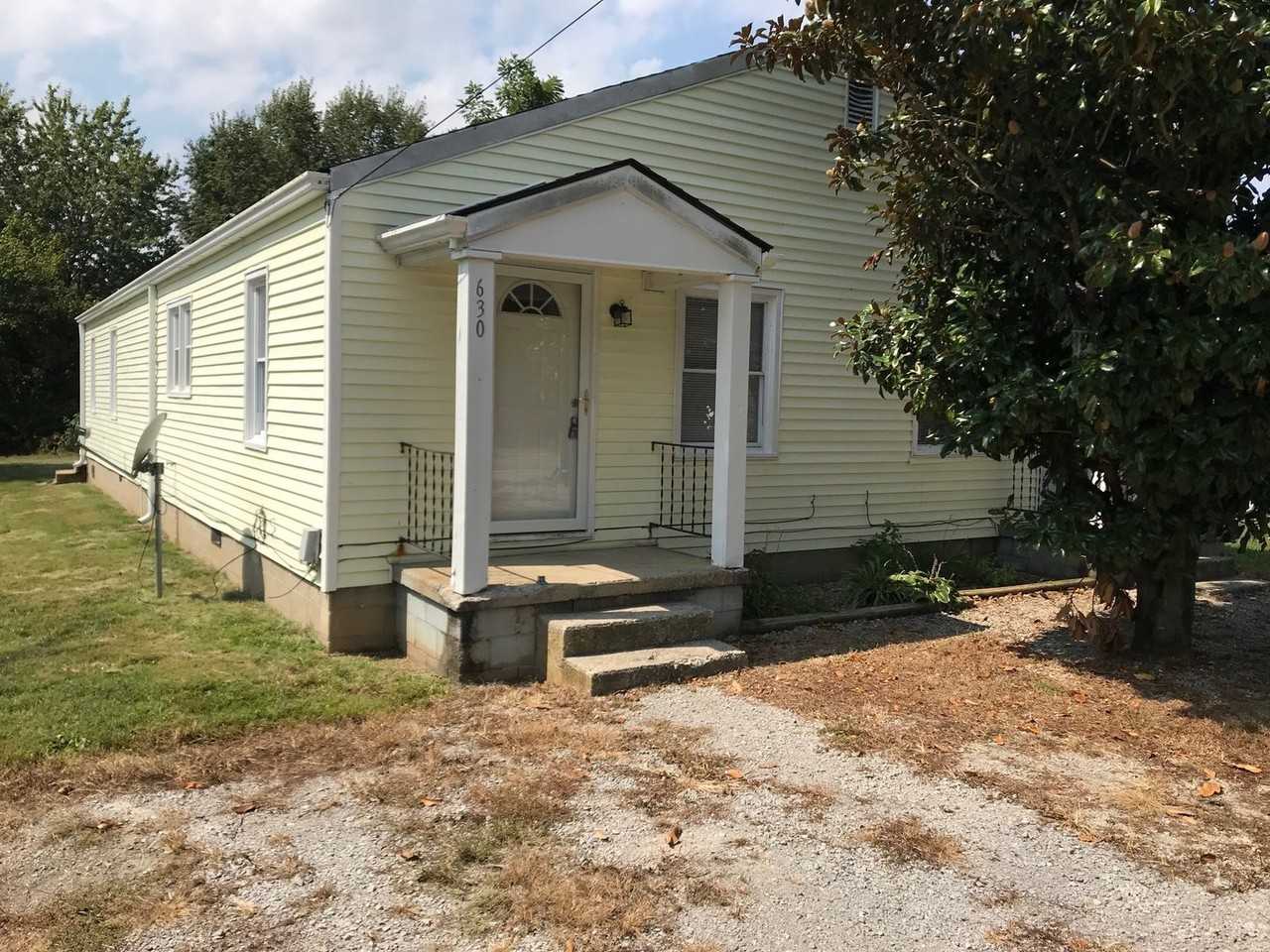 630-632 Burks Branch Road Duplex - Photo 2 of 21