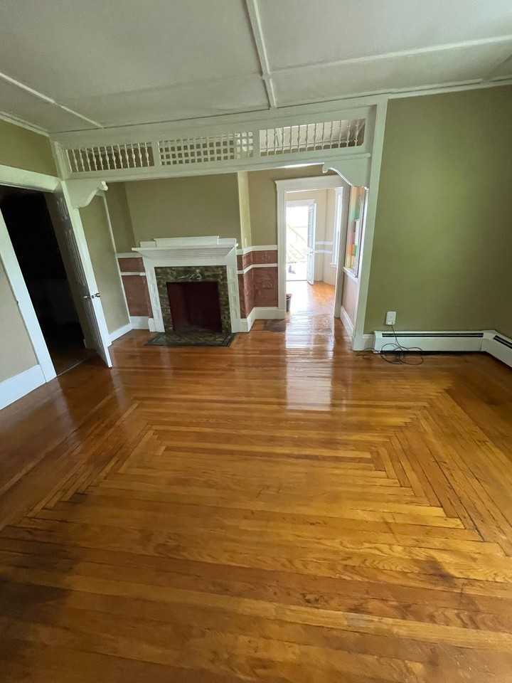 7 Park Pl - Photo 3 of 16