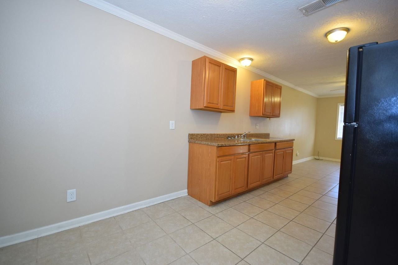 132 Wilson St #3C - Photo 6 of 11