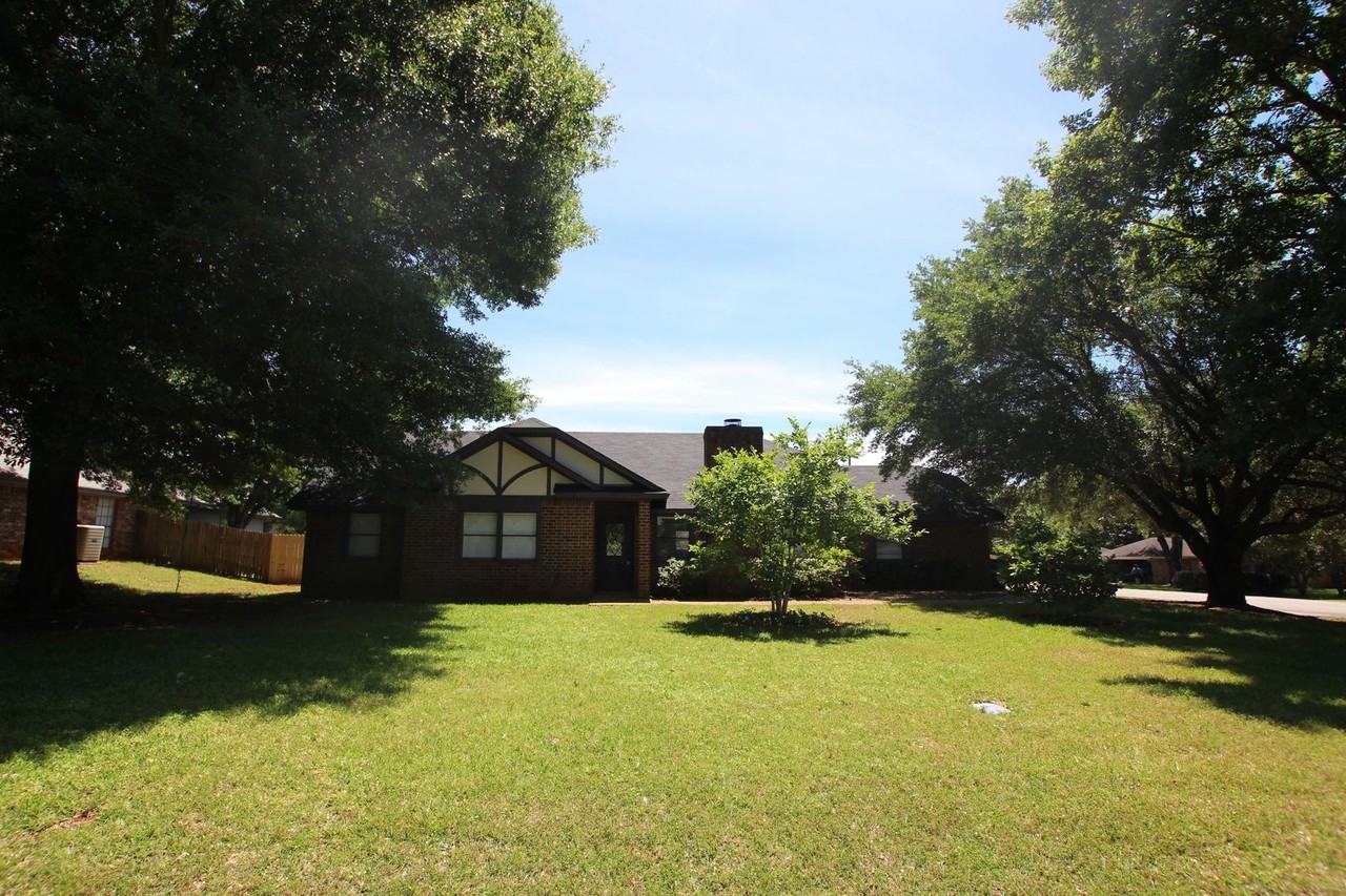 1013 Blue Quail Dr - Photo 2 of 30