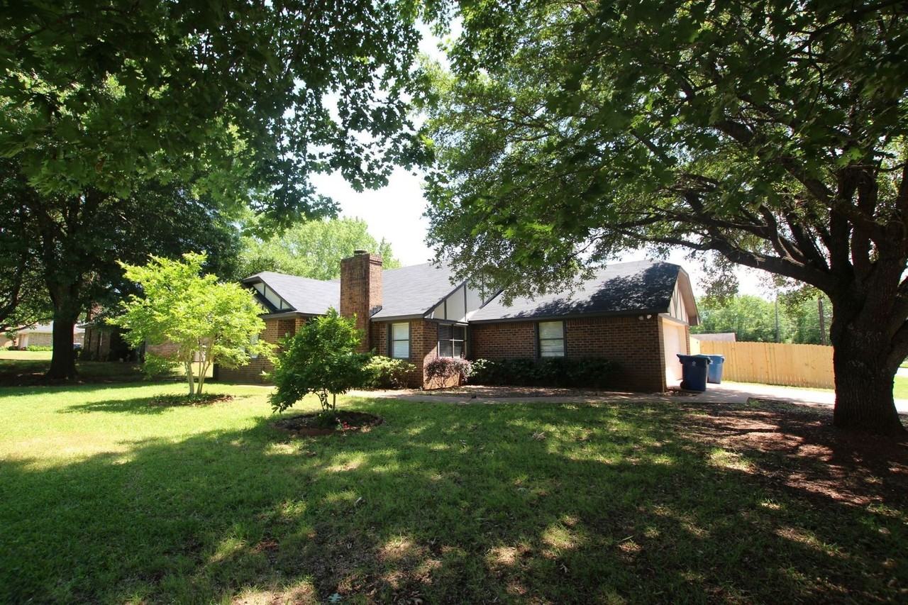 1013 Blue Quail Dr - Photo 3 of 30