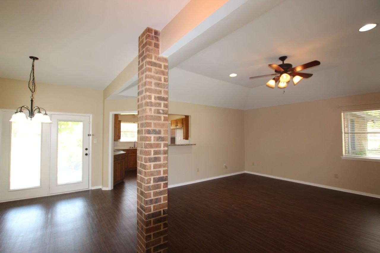 1013 Blue Quail Dr - Photo 6 of 30