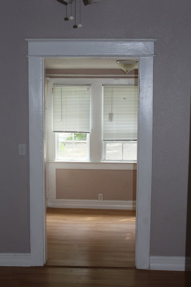 511 E Concord St - Photo 3 of 8