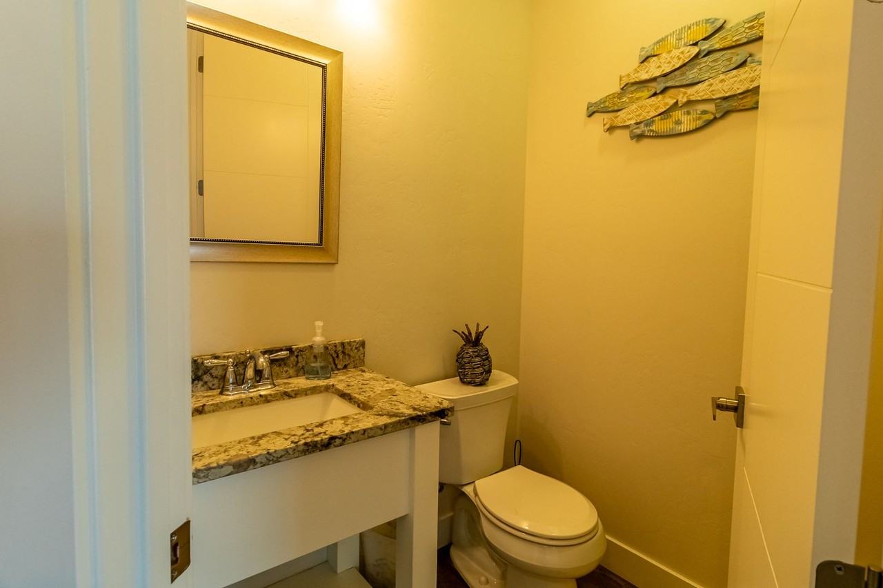804 7th Ave W #2 - Photo 4 of 29