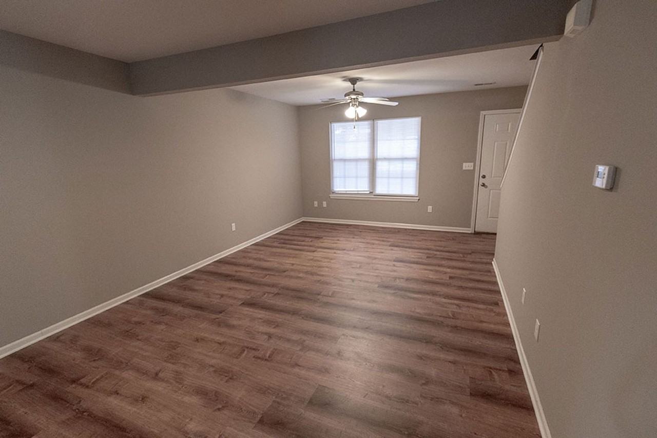 4004 Snowy Owl Dr - Photo 3 of 33